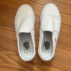Vans Asher White Slip On Shoes Size 7.5 Good condition worn twice